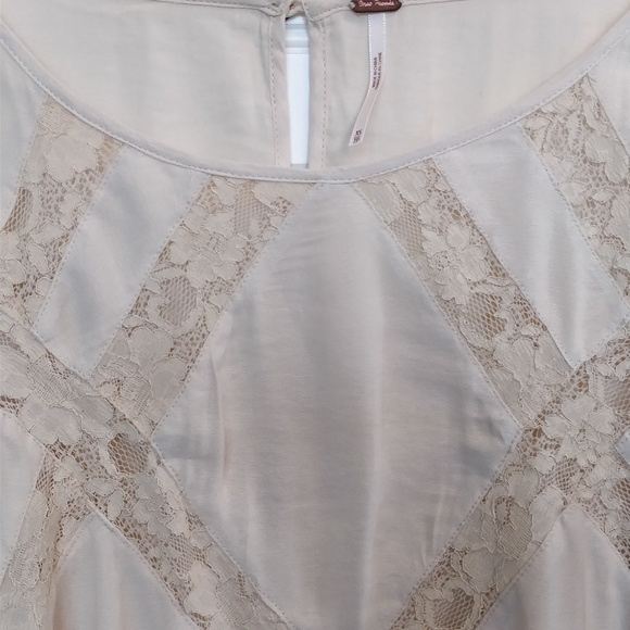 Free People cream long sleeve top with lace XS - Picture 7 of 8